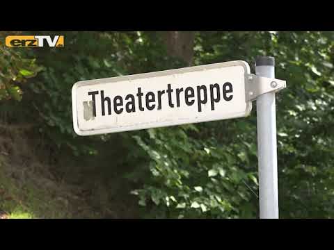 Theatertreppe wird zum Teil gebaut