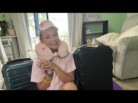 Pack with me to go to my mimis for the weekend! as a over packer 🧳📦