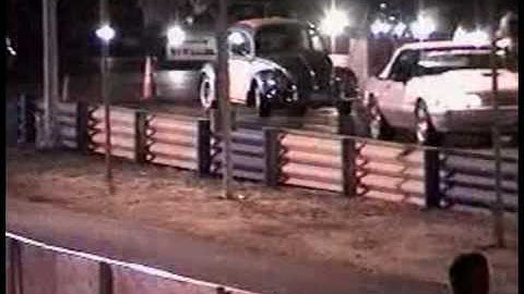Turbo 2332cc Vw bug drag race.mpg