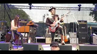 Watch Atomic Swing From Venus To Everyday video