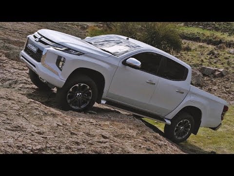 2020-mitsubishi-l200---interior-exterior-and-drive