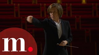 Laurence Equilbey conducts Beethoven's Ninth Symphony - \