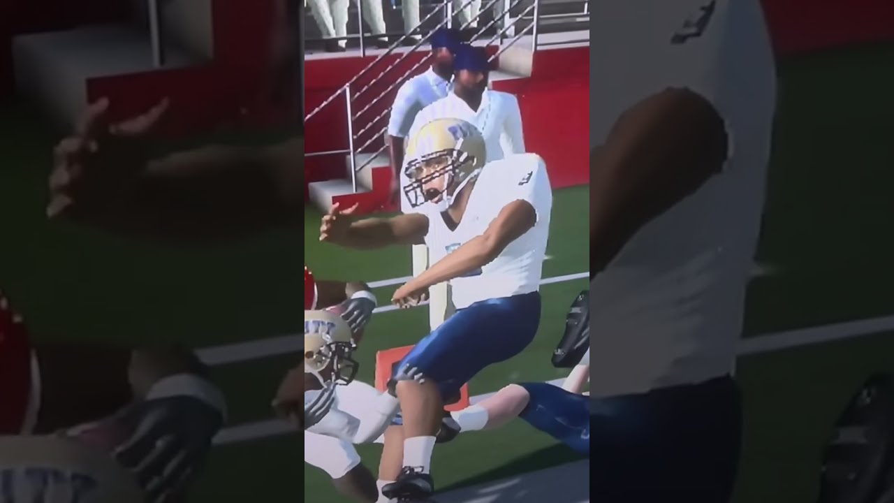 He Flopped So Bad Wow Americanfootball Viralvideo Football Helpmemakethismakesense