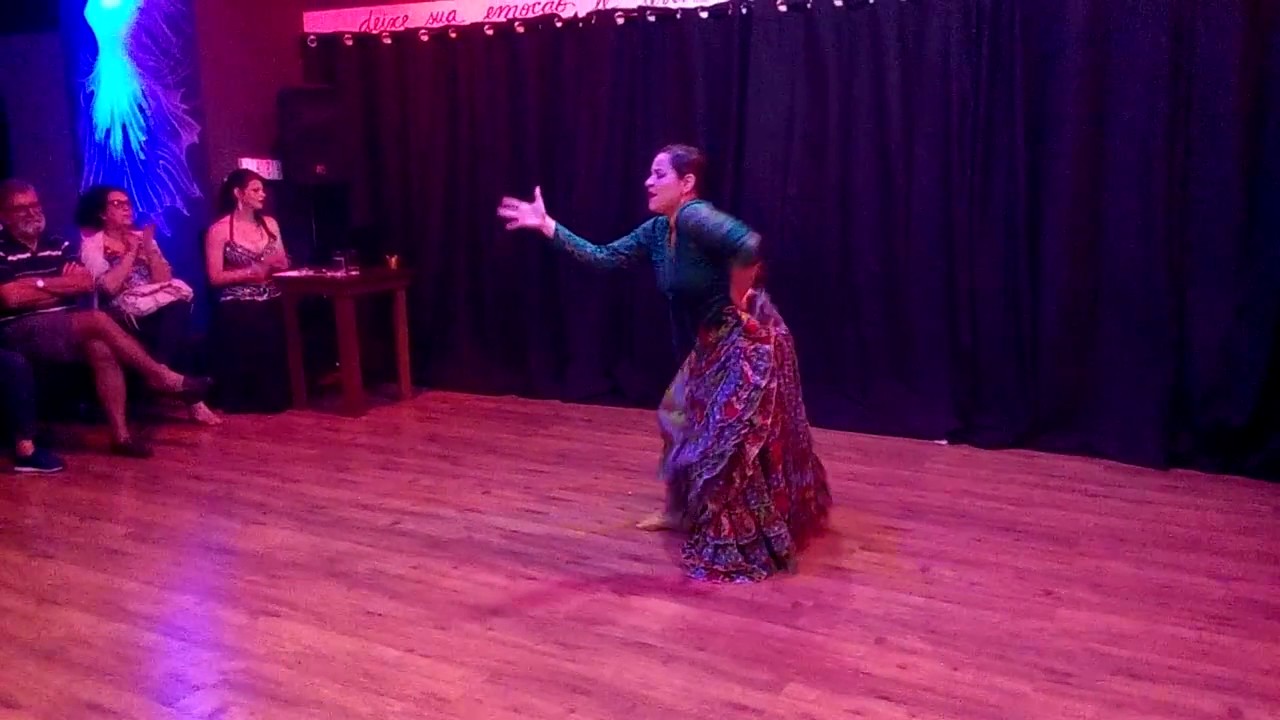 Anna Motta - Improviso Rumba Catalã (Dança Cigana)