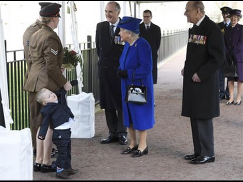 Video: Tantrum Of A Child With Queen Elizabeth