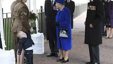 Toddler throws massive tantrum while meeting Queen Elizabeth II