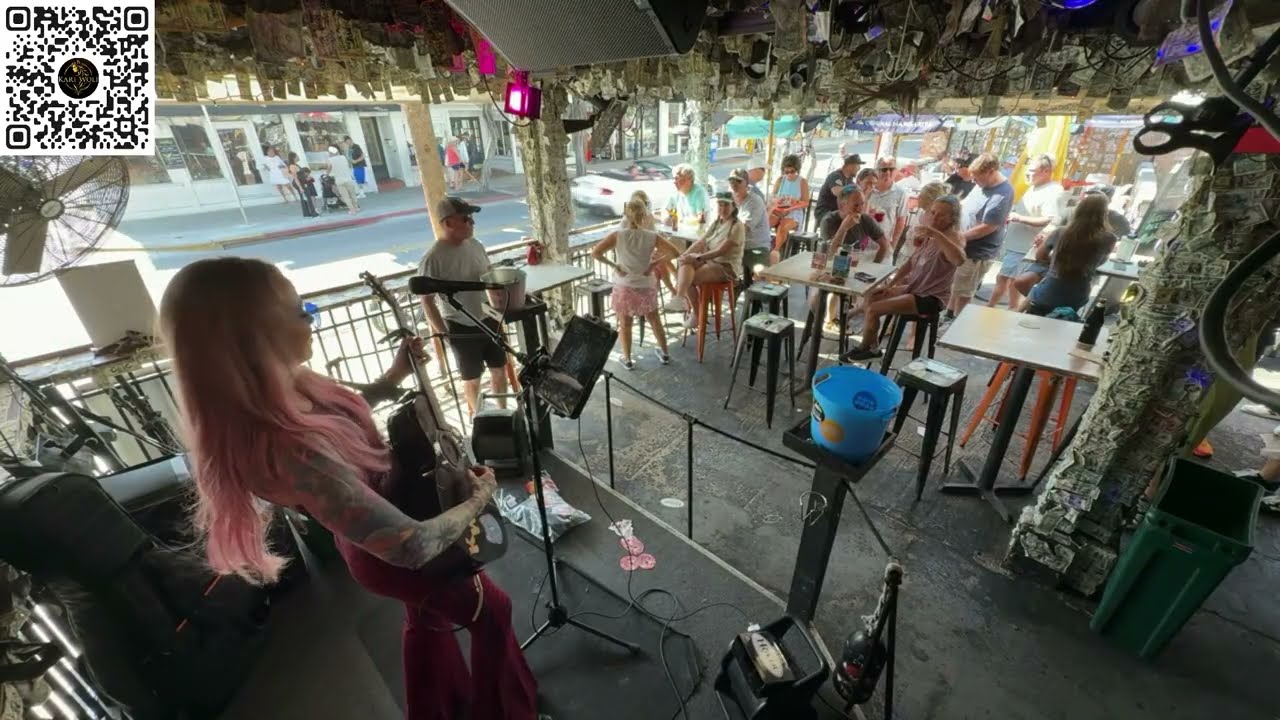 SUNDAY FUNDAY with Kari Wolf in Key West at Willie T's!