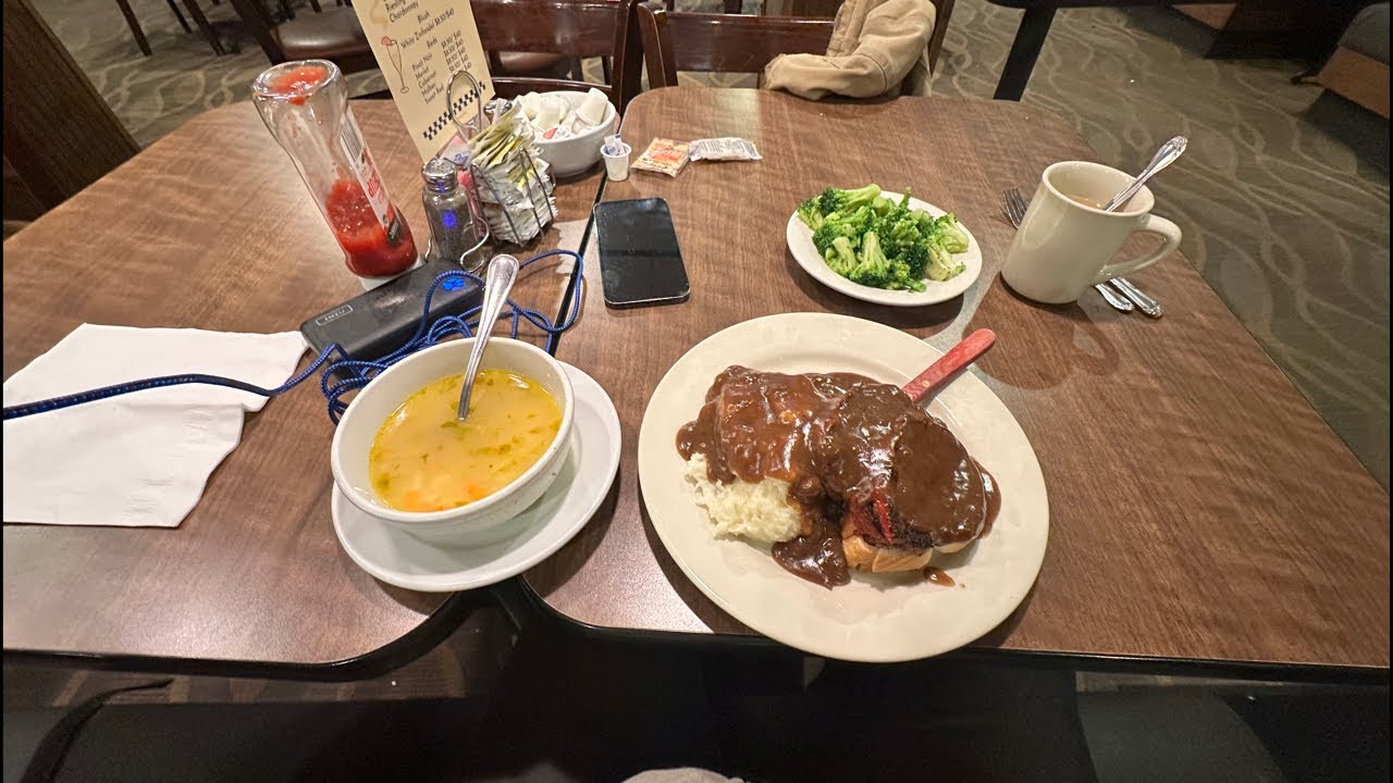 Meatloaf AND Mashed POTATOES 🥔 😋😋