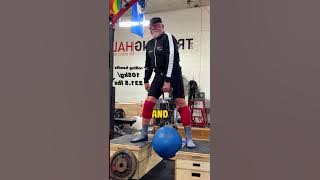 The men distributed their power correctly!