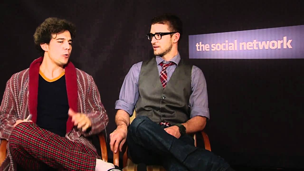 The Social Network - Justin Timberlake meets Daniele Rizzo and sings the german Facebook song