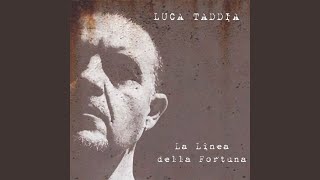 Video thumbnail of "Luca Taddia - Il paese delle favole"