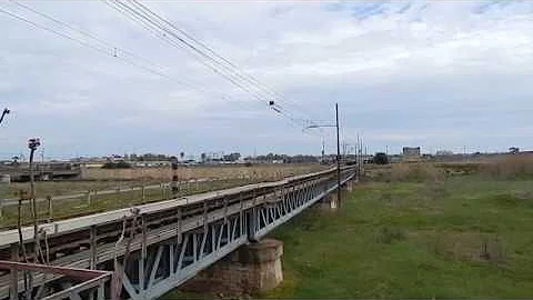 Come arrivare all'aeroporto di Bari da Foggia?
