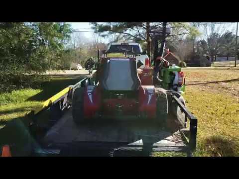 Complete and honest review of the Ferris Z3X 100 Hour!!  Southern style lawn care