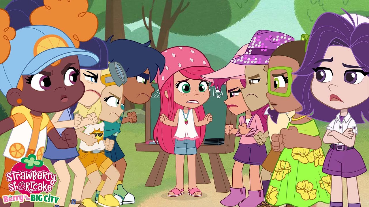 Strawberry Shortcake 🍓 Glamping or Camping ?! 🍓 Berry in the Big City 🍓 Cartoons for Kids