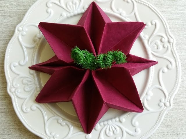 Stella Di Natale Youtube.Come Piegare Un Tovagliolo Stella Di Natale Christmas Poinsettias Napkin Folding Tutorial Youtube