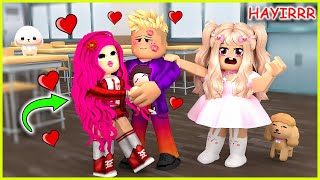 EN İYİ ARKADAŞIMI SEVGİLİSİNDEN AYIRDIM 😂💔😝 KOMİK HİKAYE | ROBLOX RP 🍓