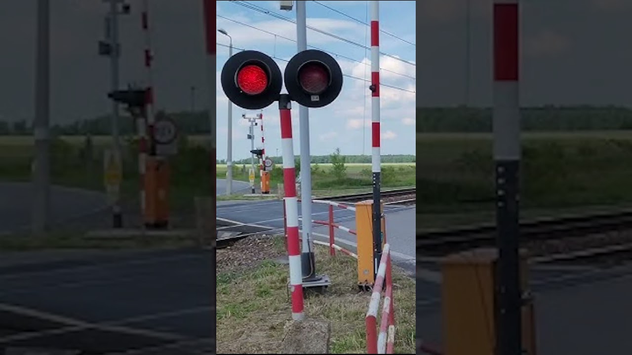 #przejazdkolejowy