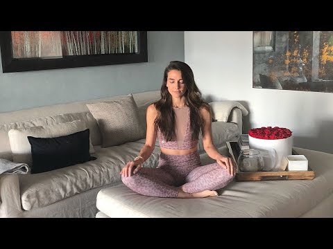 10 Minute Meditation | Melissa Wood Health