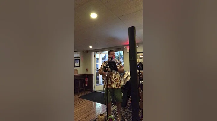 Bobby Morrill Live - Somewhere Over the Rainbow