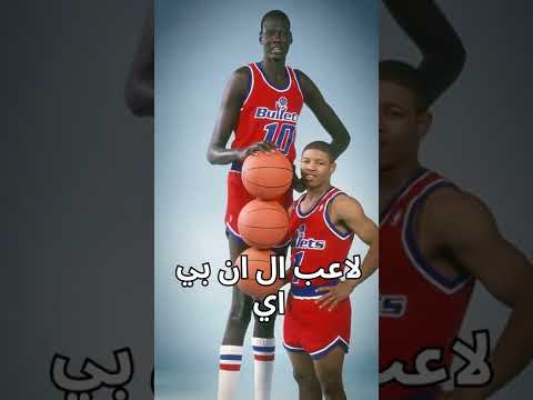 فيديو: هل لعب جاك هارلو كرة القدم؟