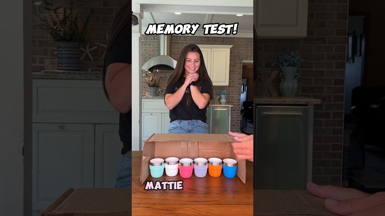 Кто лучше всех играет в игру «Найди пару»? 