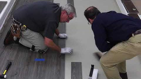 Determine Flooring Plank Stagger | Tips and Tricks  | Armstrong Flooring