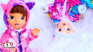 Baby Alive! Snowball Fight, Getting Dressed in Snowsuits and More!!
