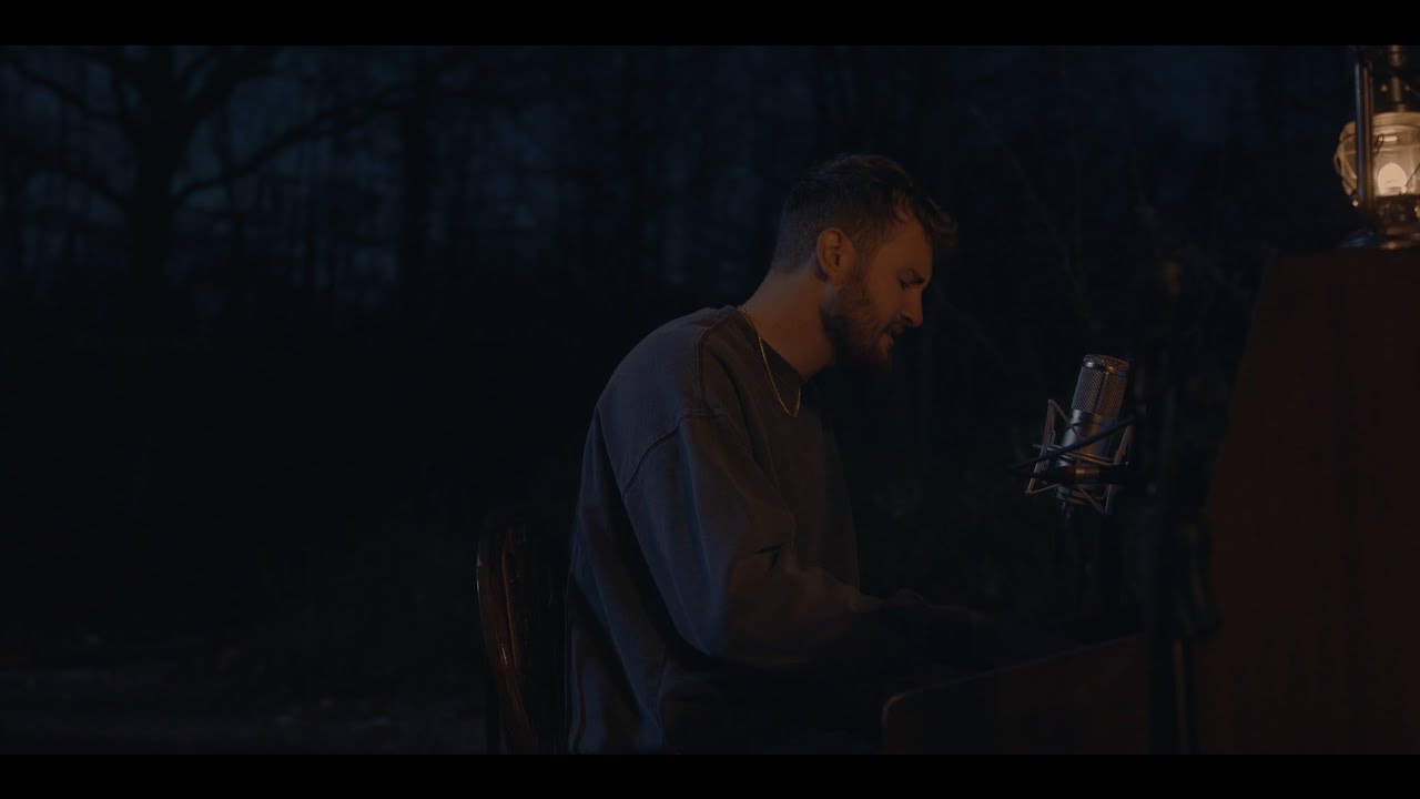 Sam Wills - Breathe (Cabin Sessions) - YouTube