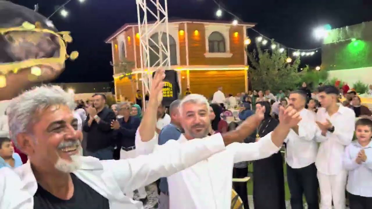 AHMET AÇIKGÖZ-Böyle Düğün Görülmedi- AÇIKGÖZ ORKESTRA- AYZ DÜĞÜN SALONU