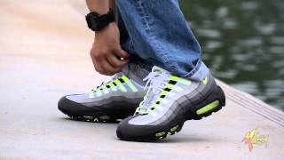 nike air max 95 neon on feet