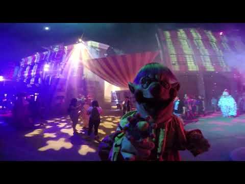 killer-klowns-from-outer-space-scarezone-hhn28