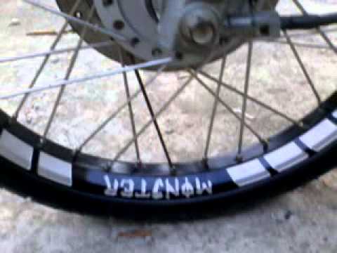 xrm 125 motard tire size