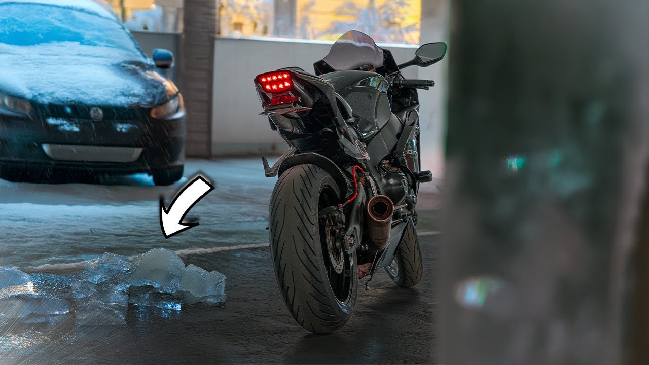 КАК ВЫЖИТЬ ЗИМУ НА МОТОЦИКЛЕ!!!