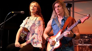 She Asks if I Know Fleetwood Mac and This Singer Steals The Show