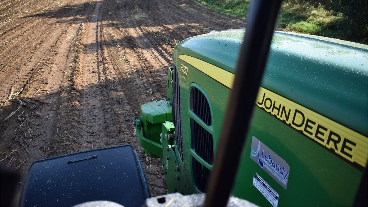 [Ensilage 2017] John Deere 7430 en action