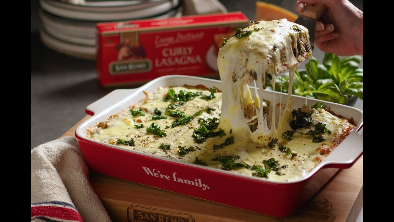 Chicken, Mushroom and Kale Curly Lasagna - YouTube