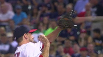 MIN@CLE: Otero flashes the glove, doubles off runner