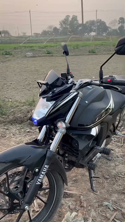 Yamaha fzs v2 back 🖤🥰