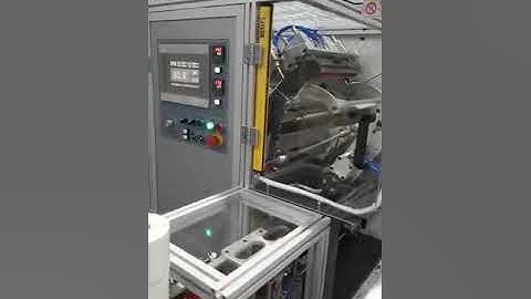 Czech customer order machine Fully Automatic 4 spindle turret rewinder hot melt glue type test video