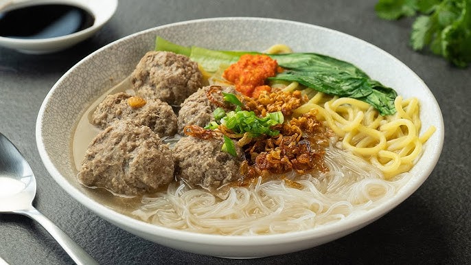 Homemade Mee Bakso - Indonesian Meatball Noodle Soup