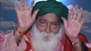 Download Lagu Yogi Ramsuratkumar chanting His own Name MP3