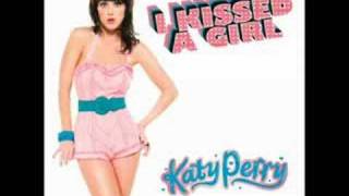 Katy Perry, I Kissed A Girl (With Lyrics)