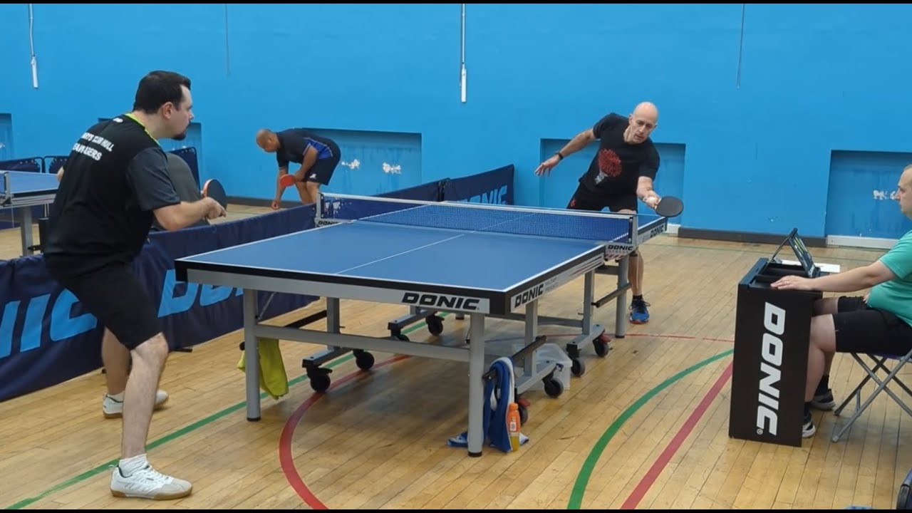 Carlos vs Robert Taylor - YouTube