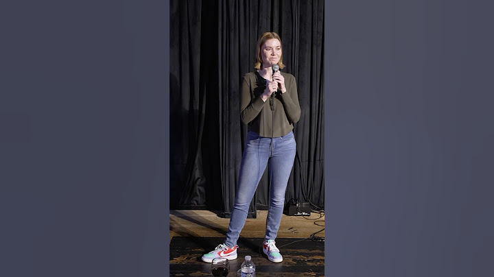 It would be hilarious if they use my senior photos next time 🙃 #standupcomedy #picture #shorts #tbt