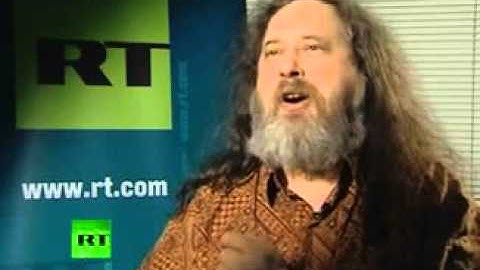 Richard Stallman   Facebook and Google+ Mistreat Their Users ! !   (The Next Web)
