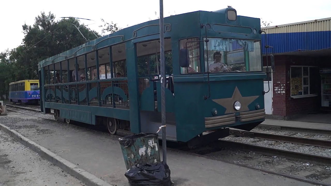 retro tram in Vladivostok