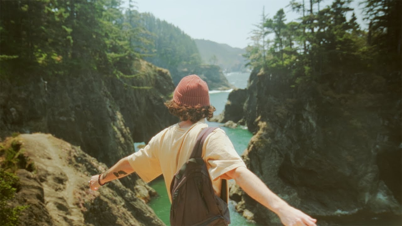 STRANGERS | Redwood Travel Stories