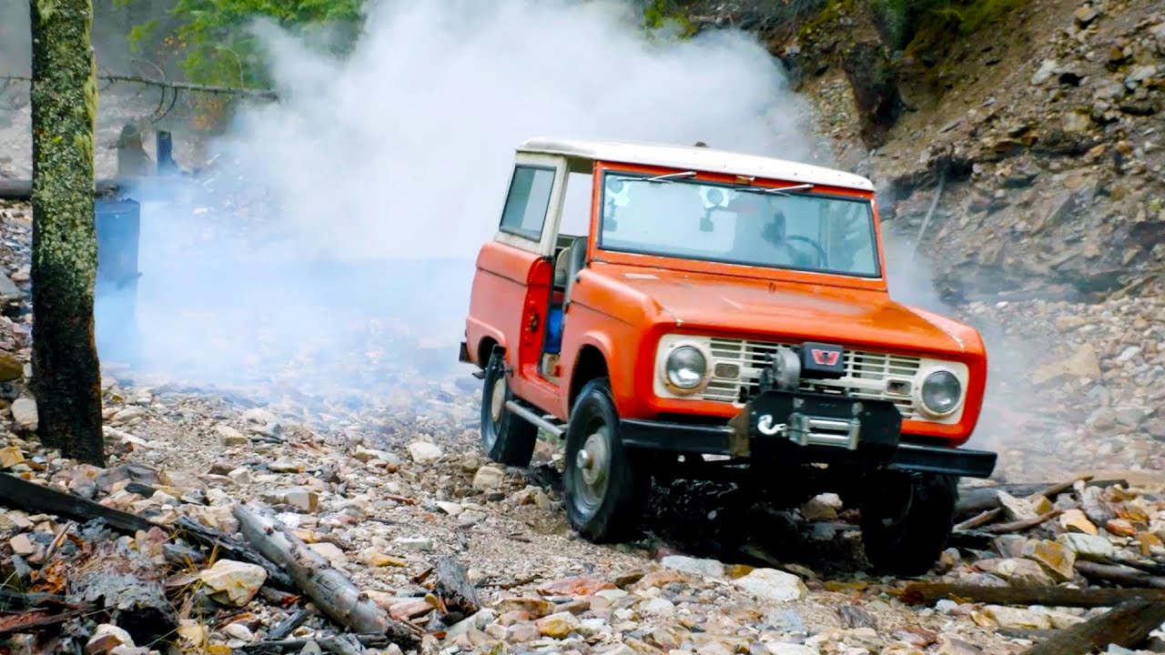 Rare Rusted ’66 Bronco Hits the Trail! | Dirt Every Day | MotorTrend Auto Recent