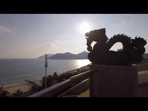 о. Хайнань . " Harman Resort Hotel Sanya" 5*