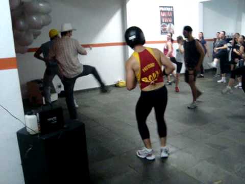 body fit lançamento combat YMCA.MPG